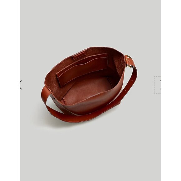 Madewell The Essential Bucket Tote - Picture 2 of 12